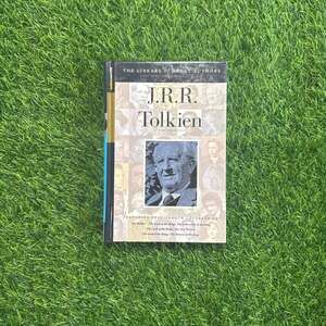 J.R.R. Tolkien: A Biography by Humphrey Carpenter (1978 Vintage Paperback)